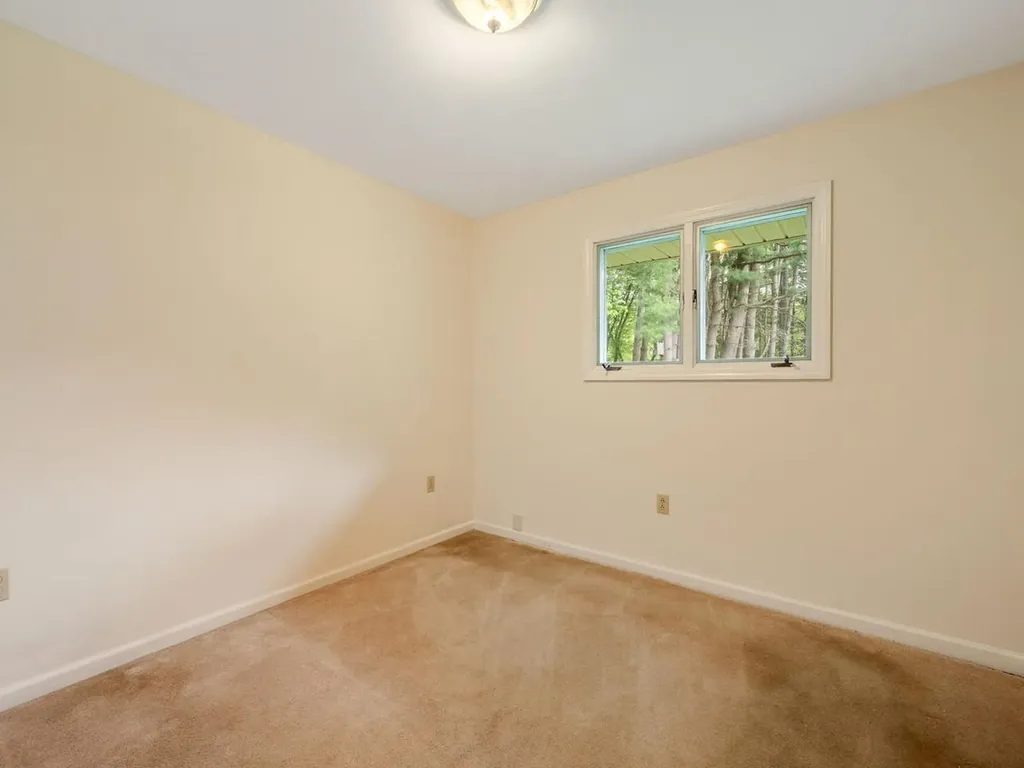 1457 Sand Road Ferrisburgh VT 05456
