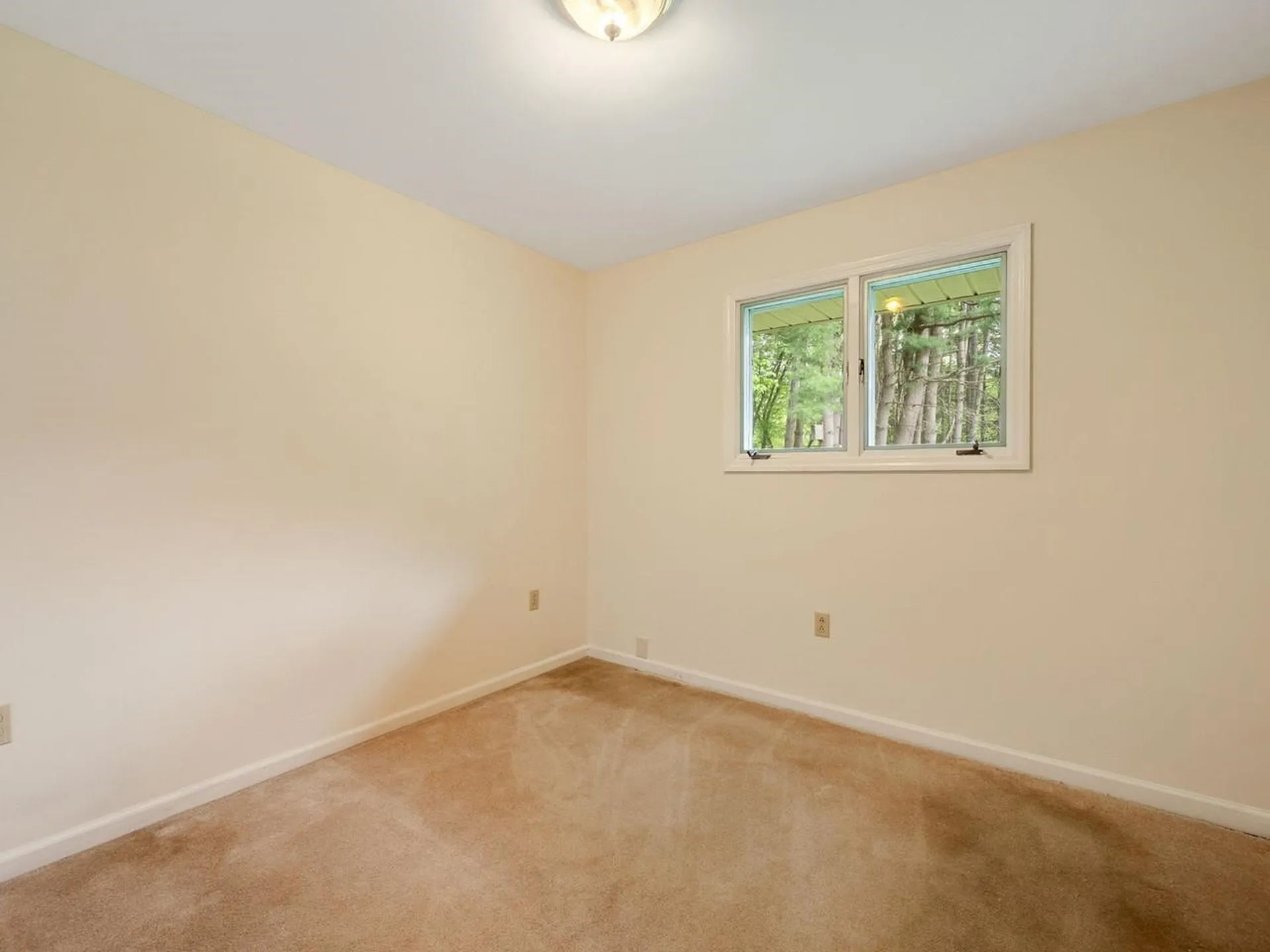 1457 Sand Road Ferrisburgh VT 05456