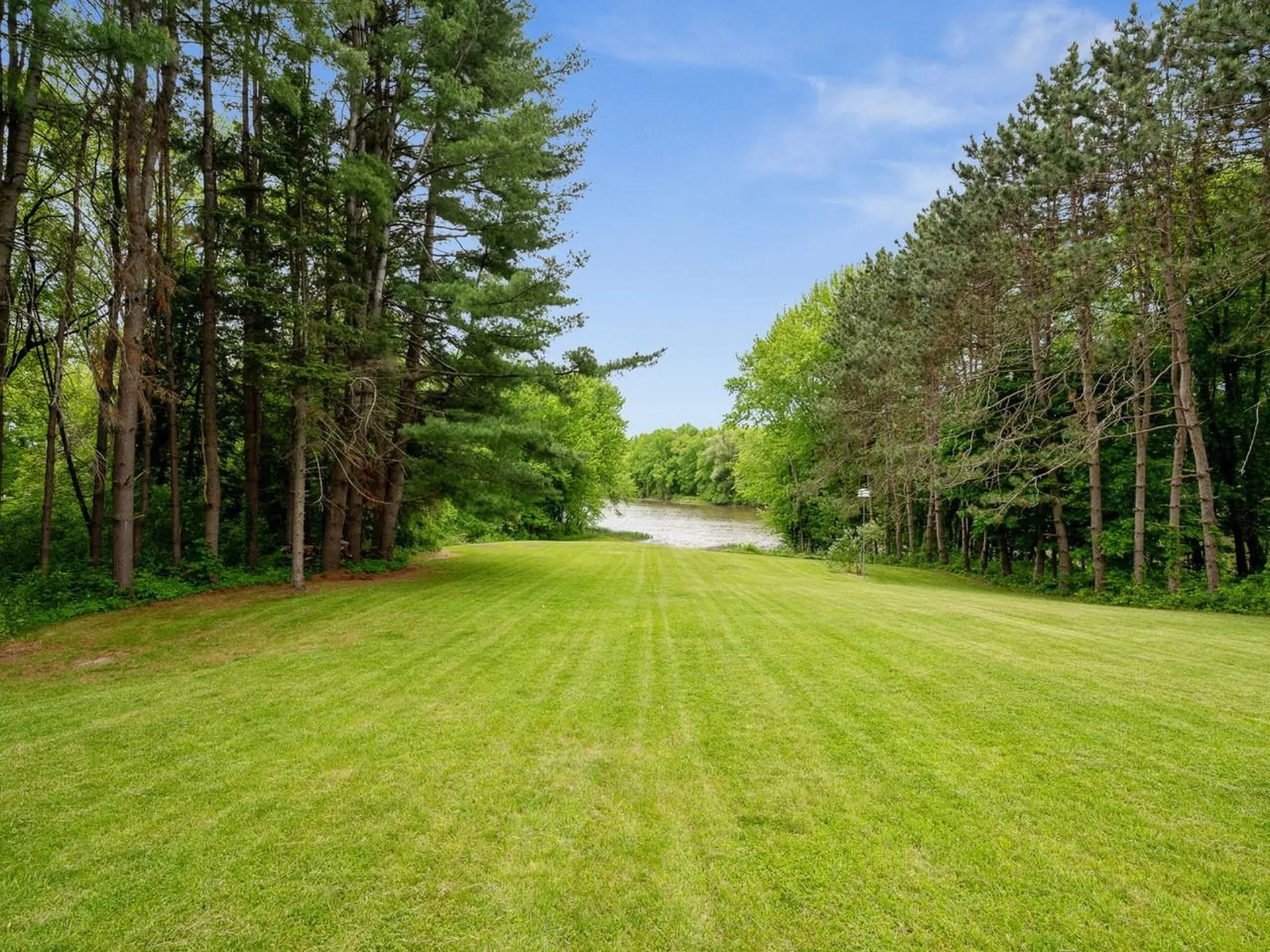 1457 Sand Road Ferrisburgh VT 05456