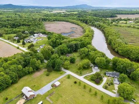 1457 Sand Road Ferrisburgh VT 05456