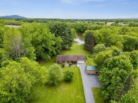 1457 Sand Road Ferrisburgh VT 05456
