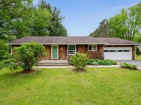1457 Sand Road Ferrisburgh VT 05456