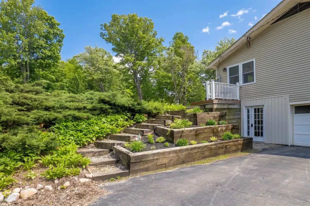 12 Laverne Drive Rutland City VT 05701
