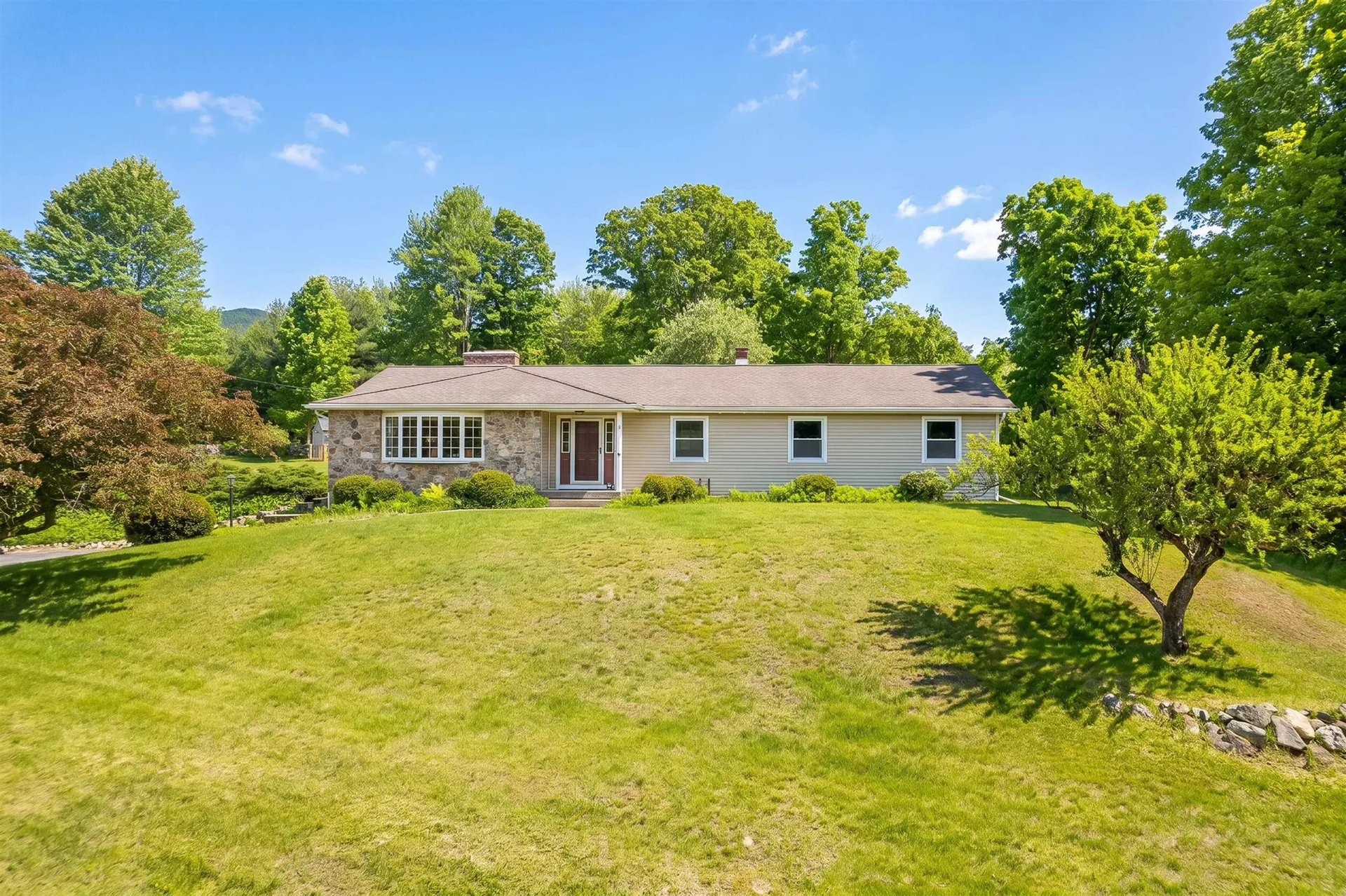 12 Laverne Drive Rutland City VT 05701