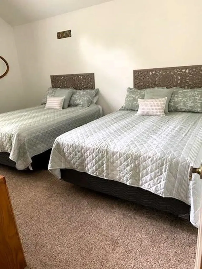 17 Cascade Drive Woodstock NH 03262