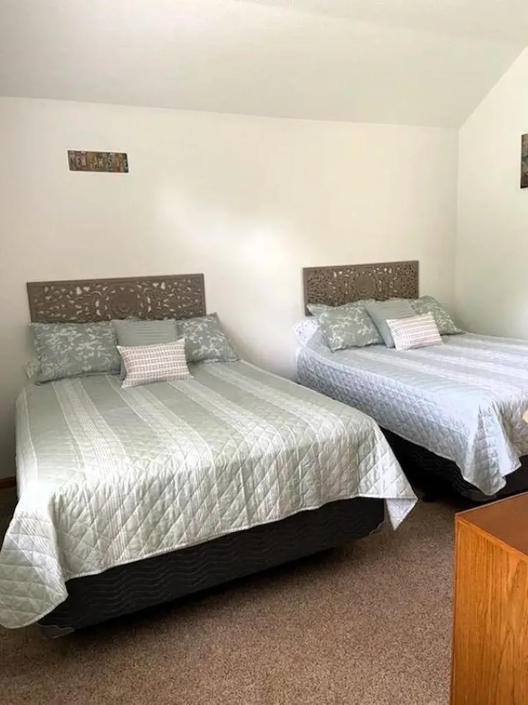 17 Cascade Drive Woodstock NH 03262