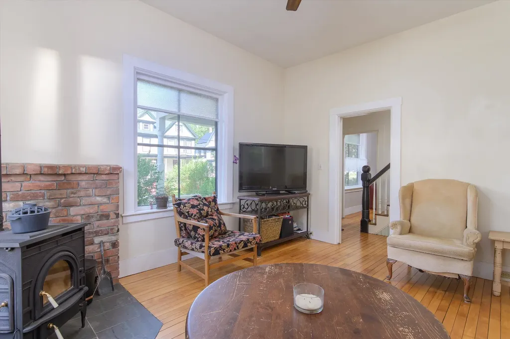 7 Academy Avenue Rockingham VT 05154