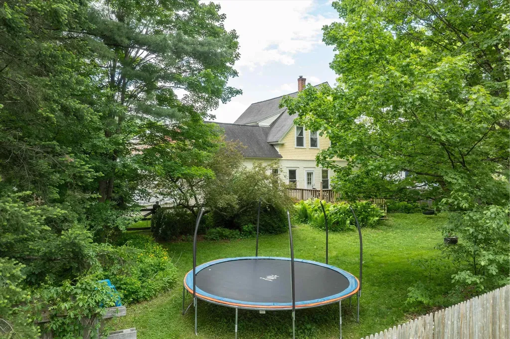 7 Academy Avenue Rockingham VT 05154