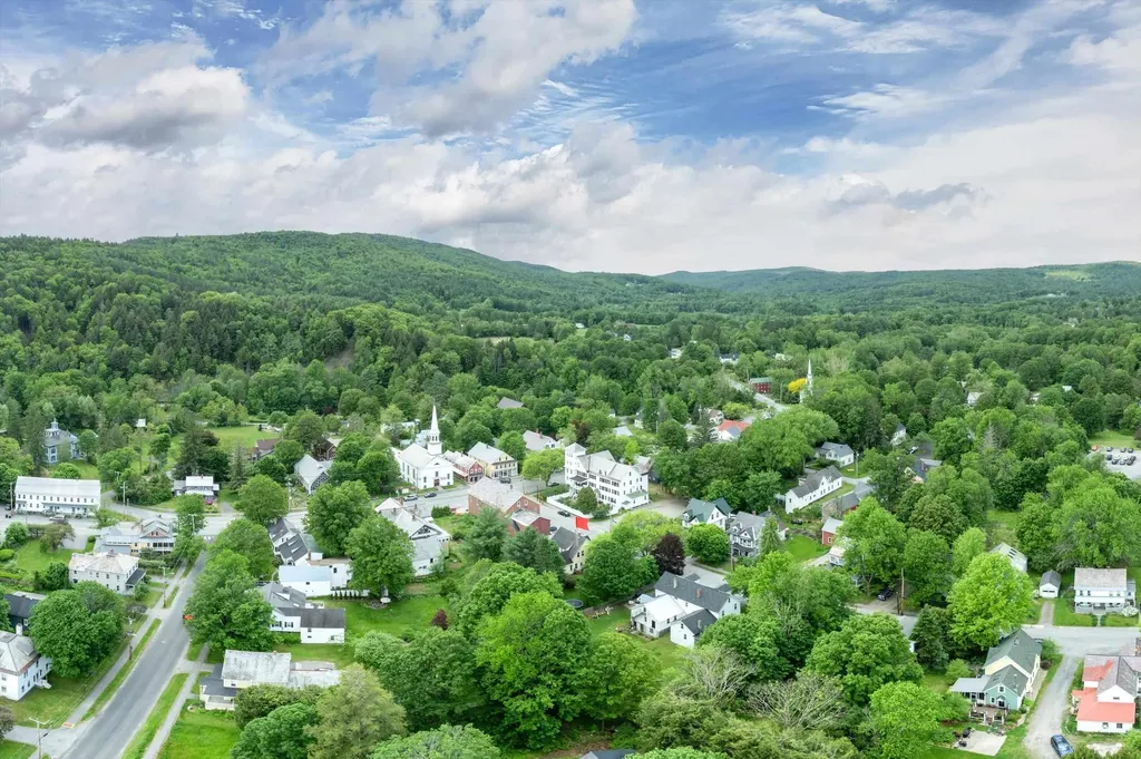 7 Academy Avenue Rockingham VT 05154