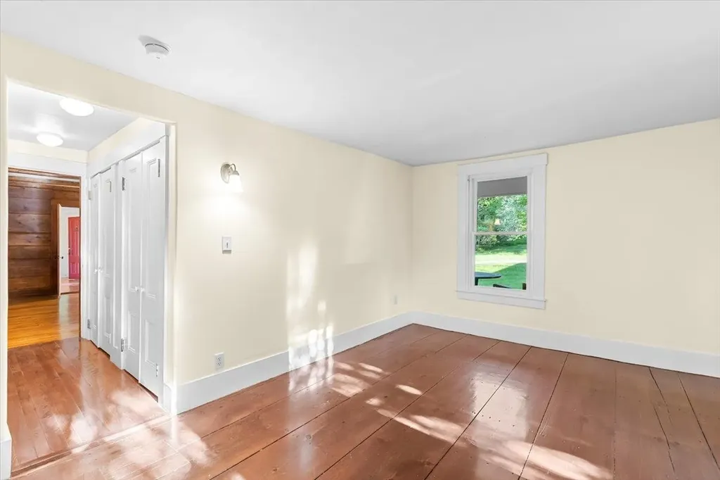 61 Braeburn Lane Barnet VT 05821