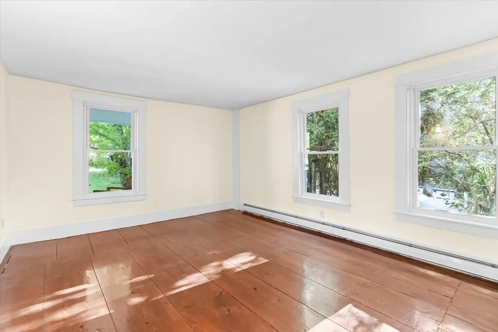 61 Braeburn Lane Barnet VT 05821