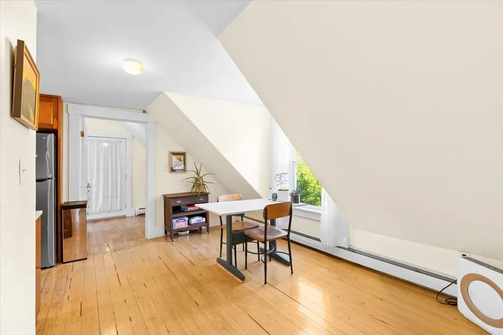 61 Braeburn Lane Barnet VT 05821