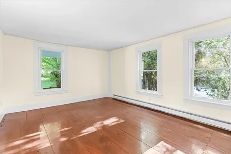 61 Braeburn Lane Barnet VT 05821