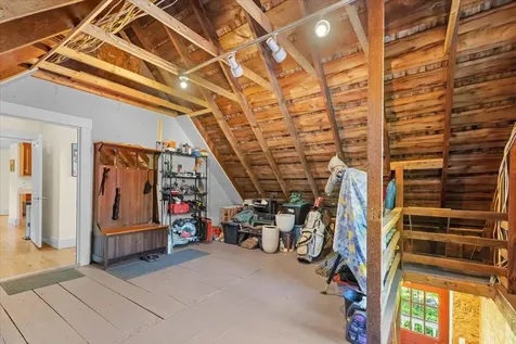61 Braeburn Lane Barnet VT 05821