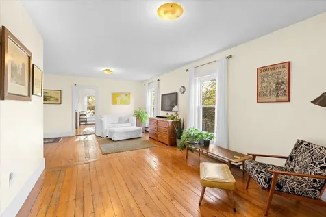 61 Braeburn Lane Barnet VT 05821