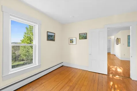 61 Braeburn Lane Barnet VT 05821
