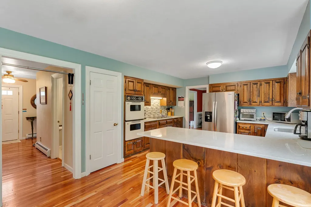 17 Brook Drive Burlington VT 05408