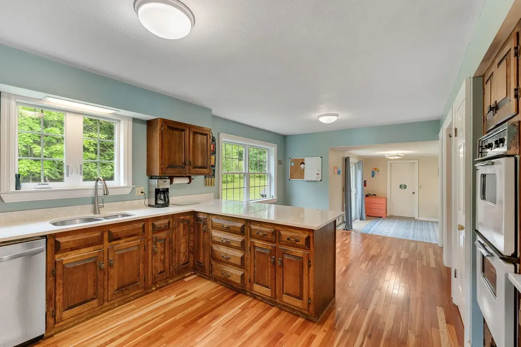 17 Brook Drive Burlington VT 05408
