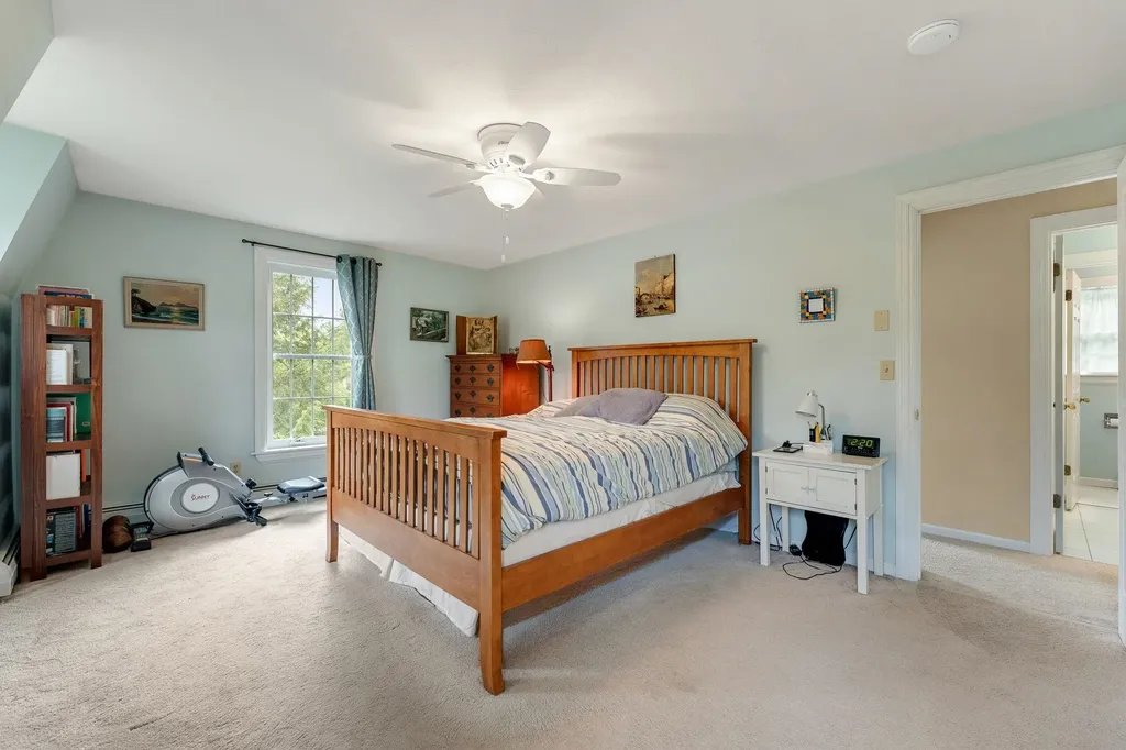 17 Brook Drive Burlington VT 05408