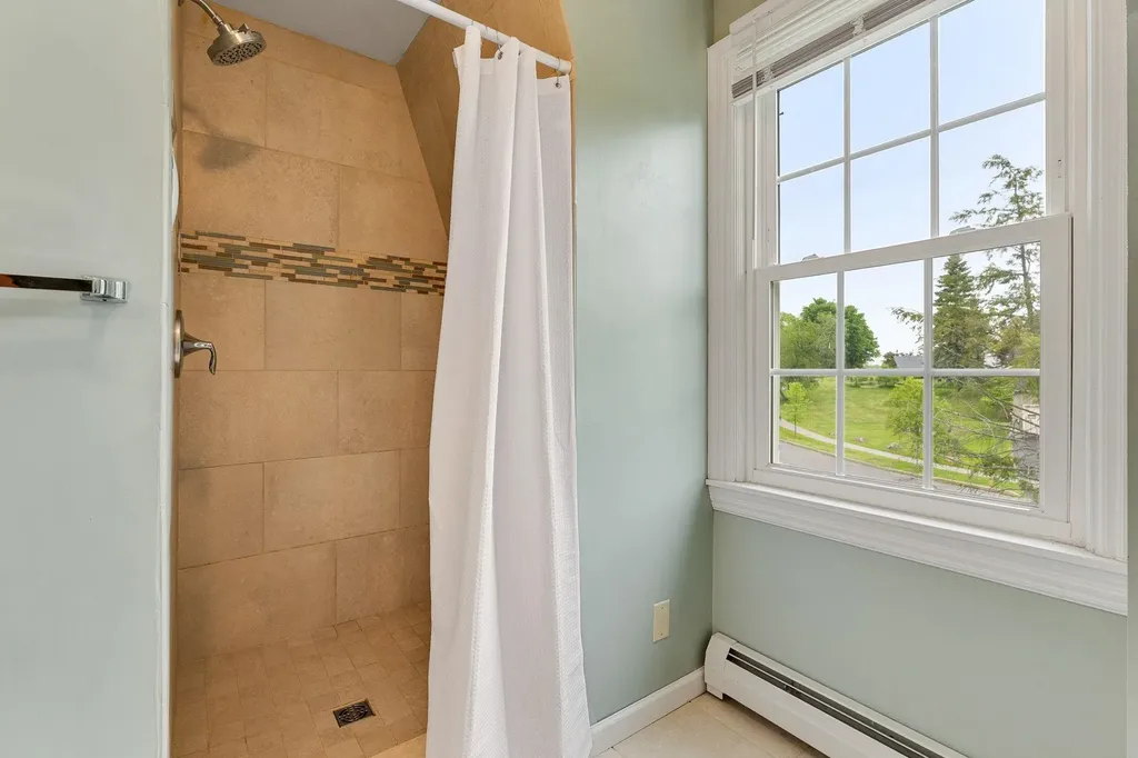 17 Brook Drive Burlington VT 05408