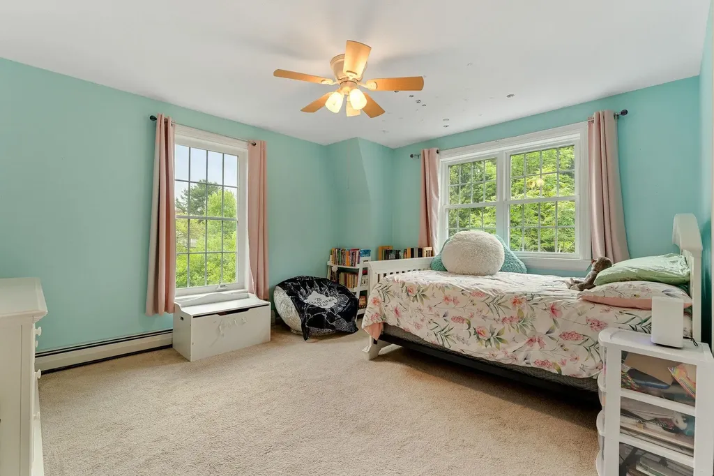 17 Brook Drive Burlington VT 05408