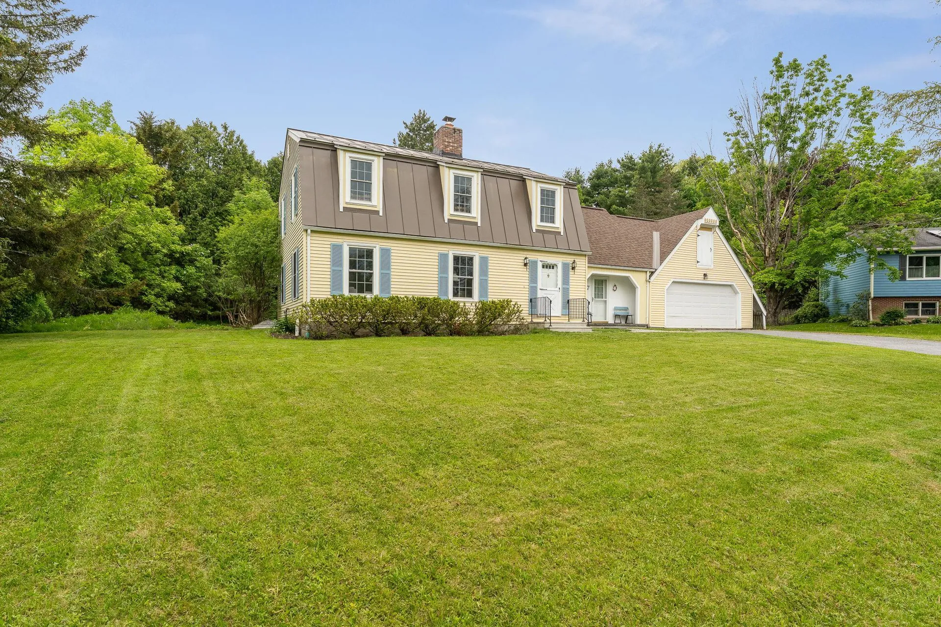 17 Brook Drive Burlington VT 05408