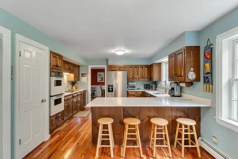 17 Brook Drive Burlington VT 05408