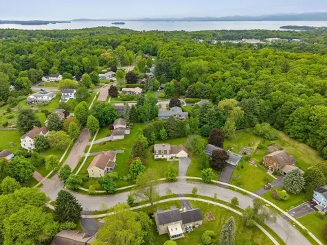 17 Brook Drive Burlington VT 05408