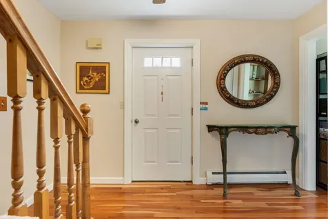 17 Brook Drive Burlington VT 05408