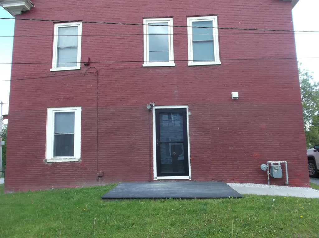 67-1 Main Street Enosburg VT 05450