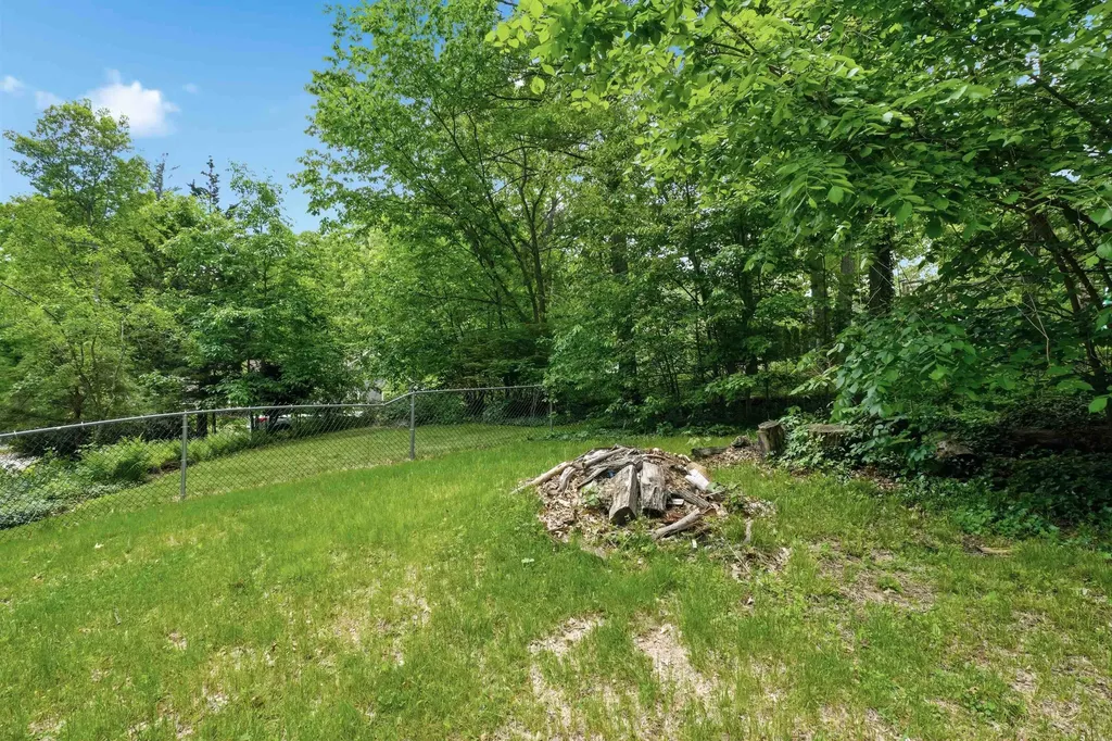 17 Rolling Ridge Road Windham NH 03087