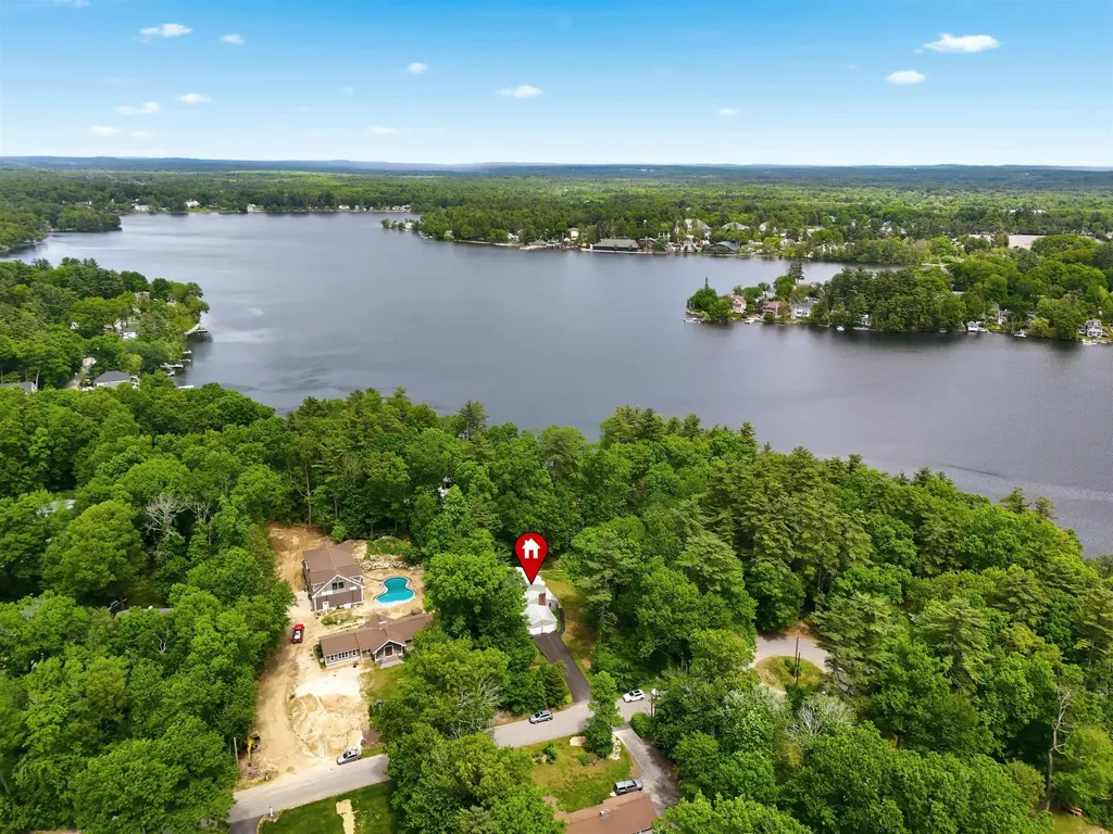 17 Rolling Ridge Road Windham NH 03087
