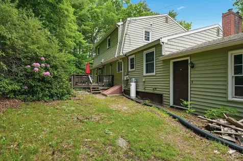 17 Rolling Ridge Road Windham NH 03087