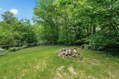 17 Rolling Ridge Road Windham NH 03087