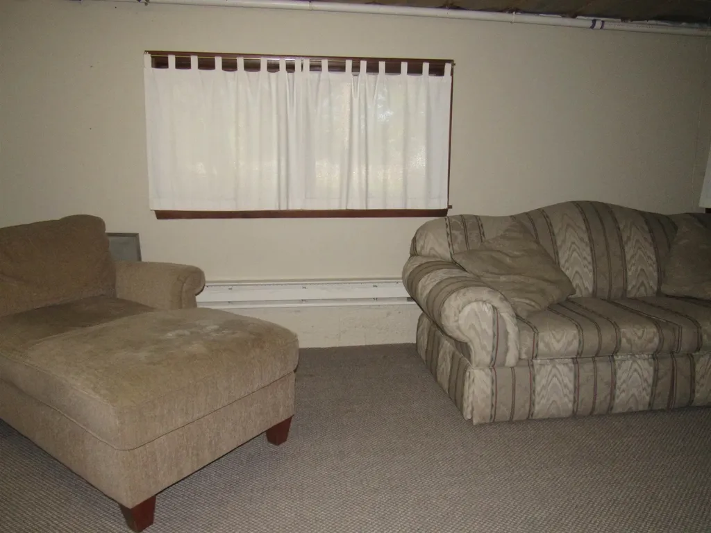 96 Stagecoach Drive Newport City VT 05855