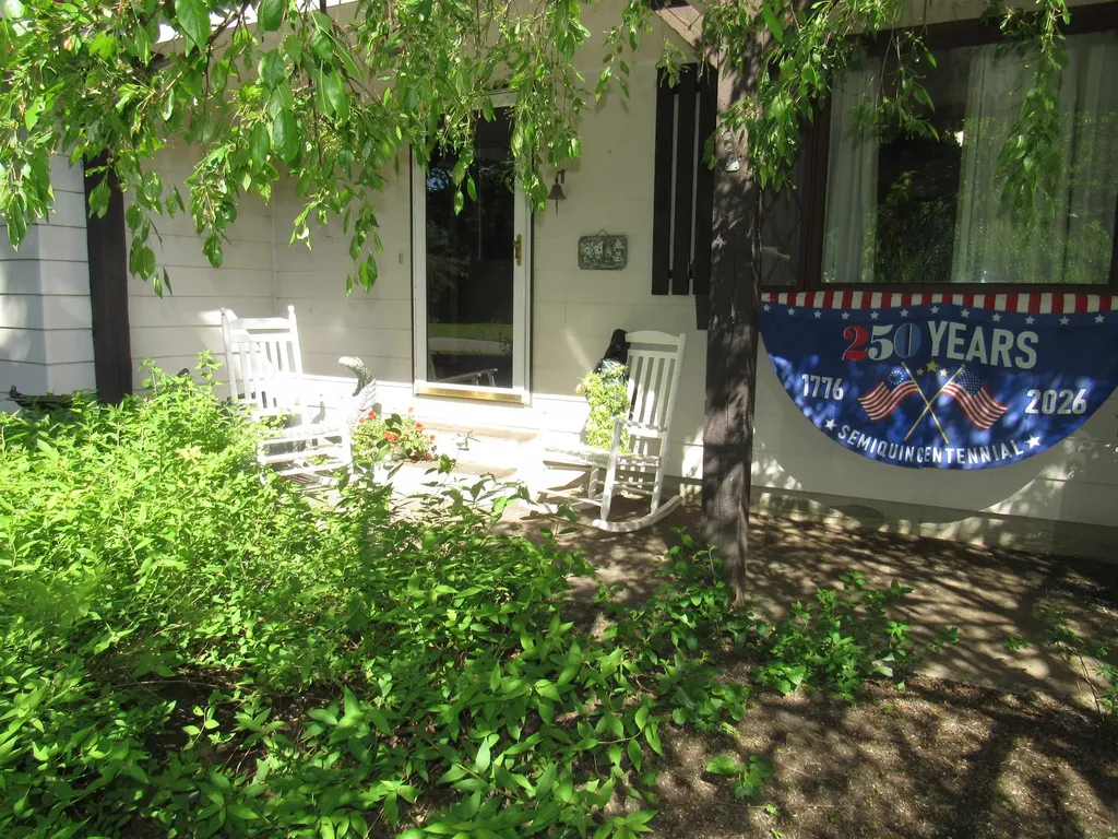 96 Stagecoach Drive Newport City VT 05855