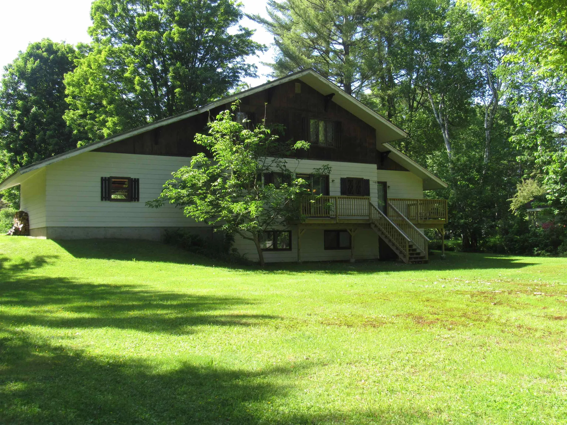96 Stagecoach Drive Newport City VT 05855