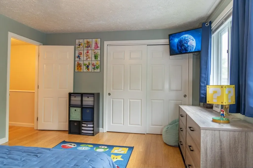 503 Eastview Drive Wilton NH 03086