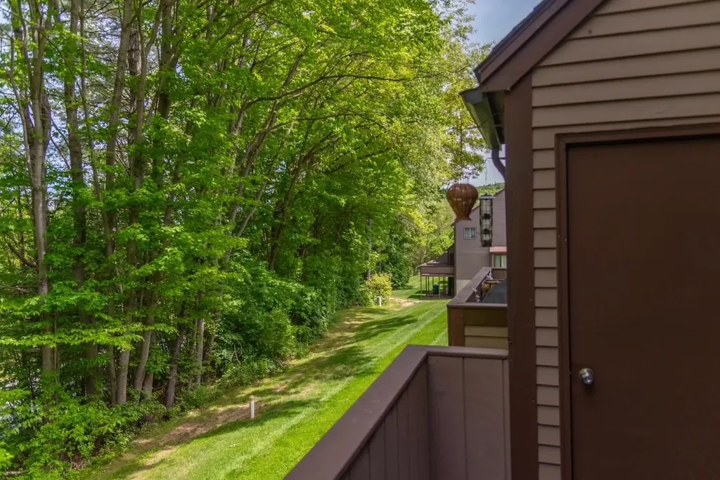 503 Eastview Drive Wilton NH 03086