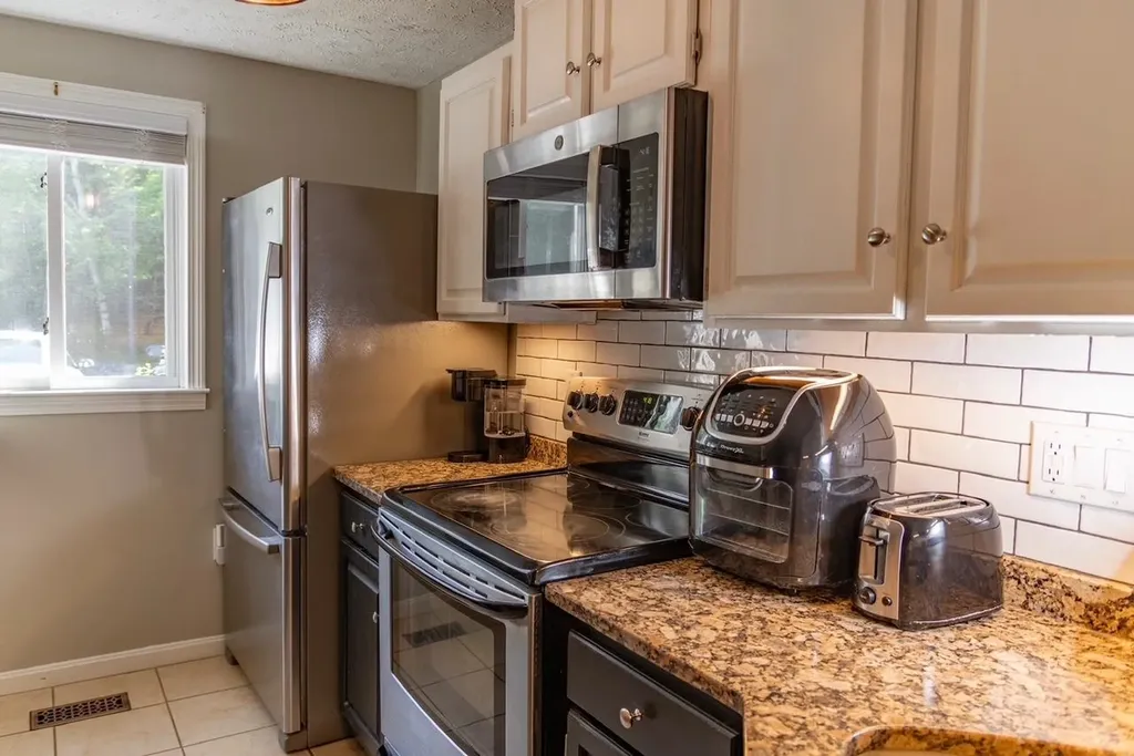 503 Eastview Drive Wilton NH 03086