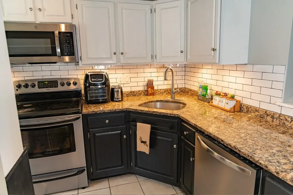 503 Eastview Drive Wilton NH 03086