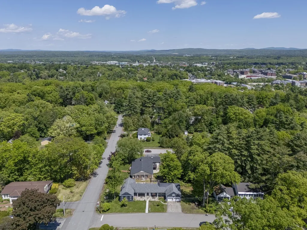 12 Wildemere Terrace Concord NH 03301