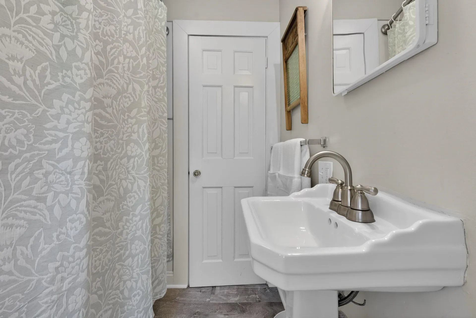 12 Wildemere Terrace Concord NH 03301