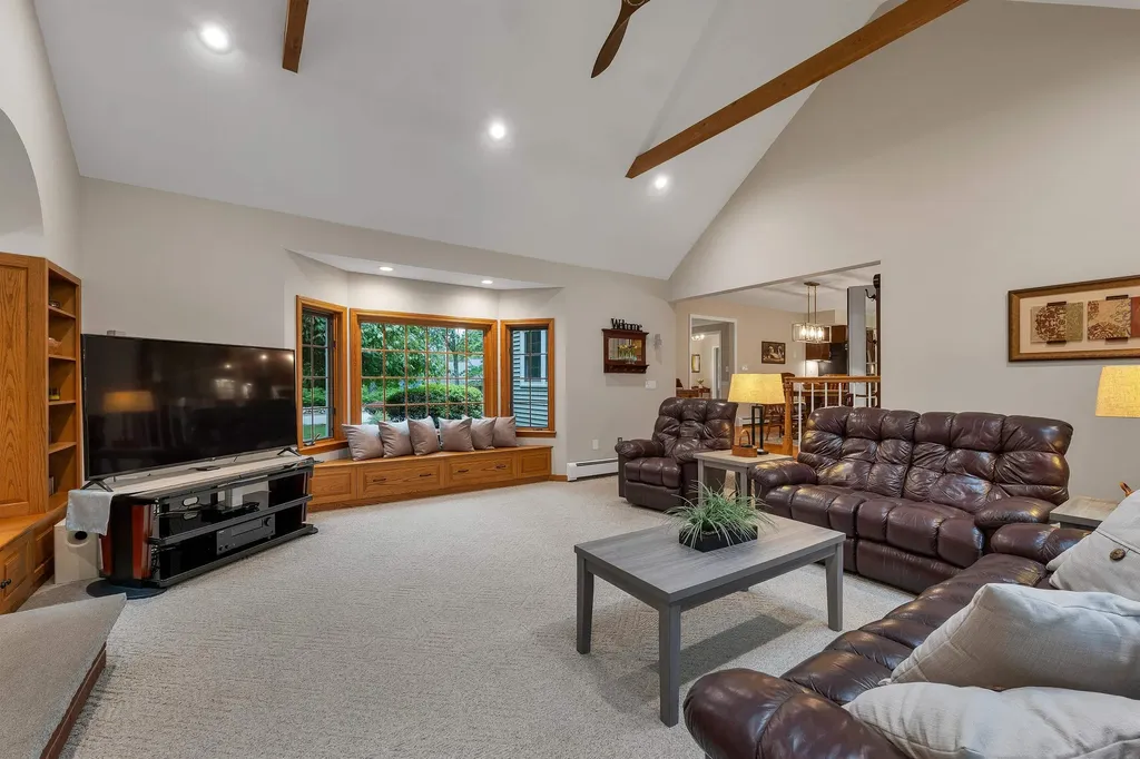 66 Knox Road Bow NH 03304