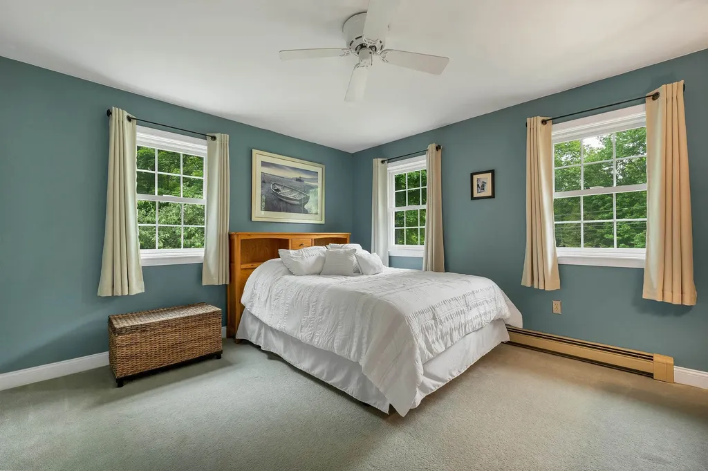 66 Knox Road Bow NH 03304