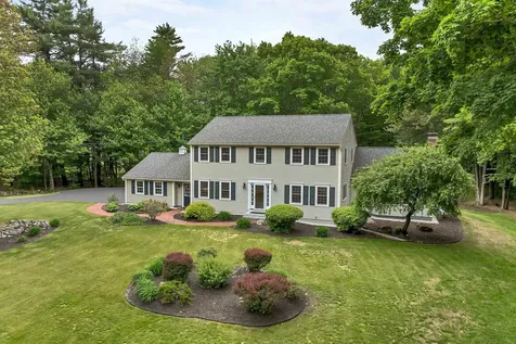 66 Knox Road Bow NH 03304