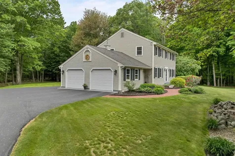 66 Knox Road Bow NH 03304