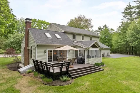 66 Knox Road Bow NH 03304