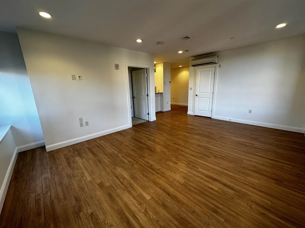 875 Elm Street Manchester NH 03101