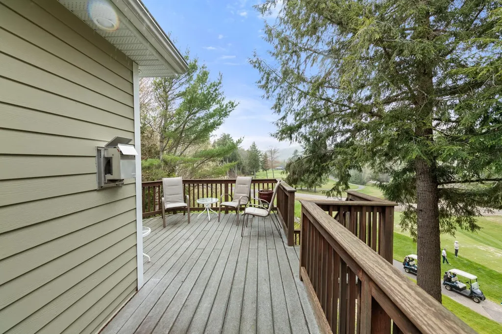 3 Linkside Drive Thornton NH 03285
